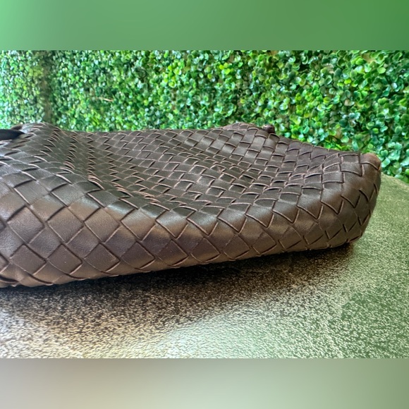 Bottega Veneta Brown Leather Crossbody - Picture 7 of 12
